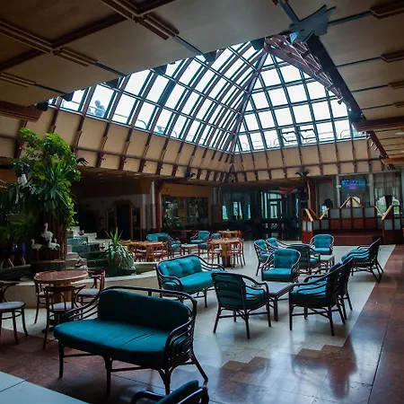 Otel Hunguest Helikon Kestel