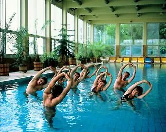 Hunguest Helikon Otel 3*