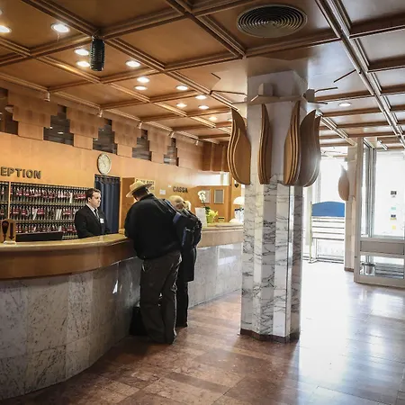 Hunguest Helikon Otel