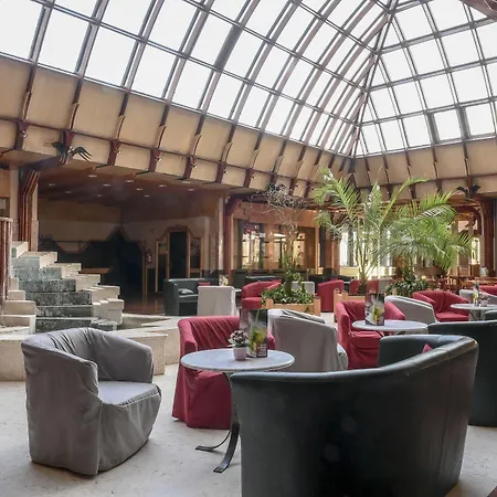 Hunguest Helikon Otel Kestel